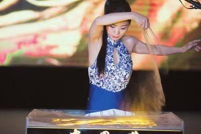 沈阳沙画表演  企业沙画定制